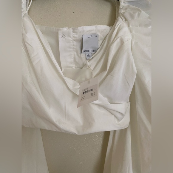 C/ Meo Collective - Wome’s Cropped Cross-Over Top - Size:Xs Color: White. - Picture 3 of 6